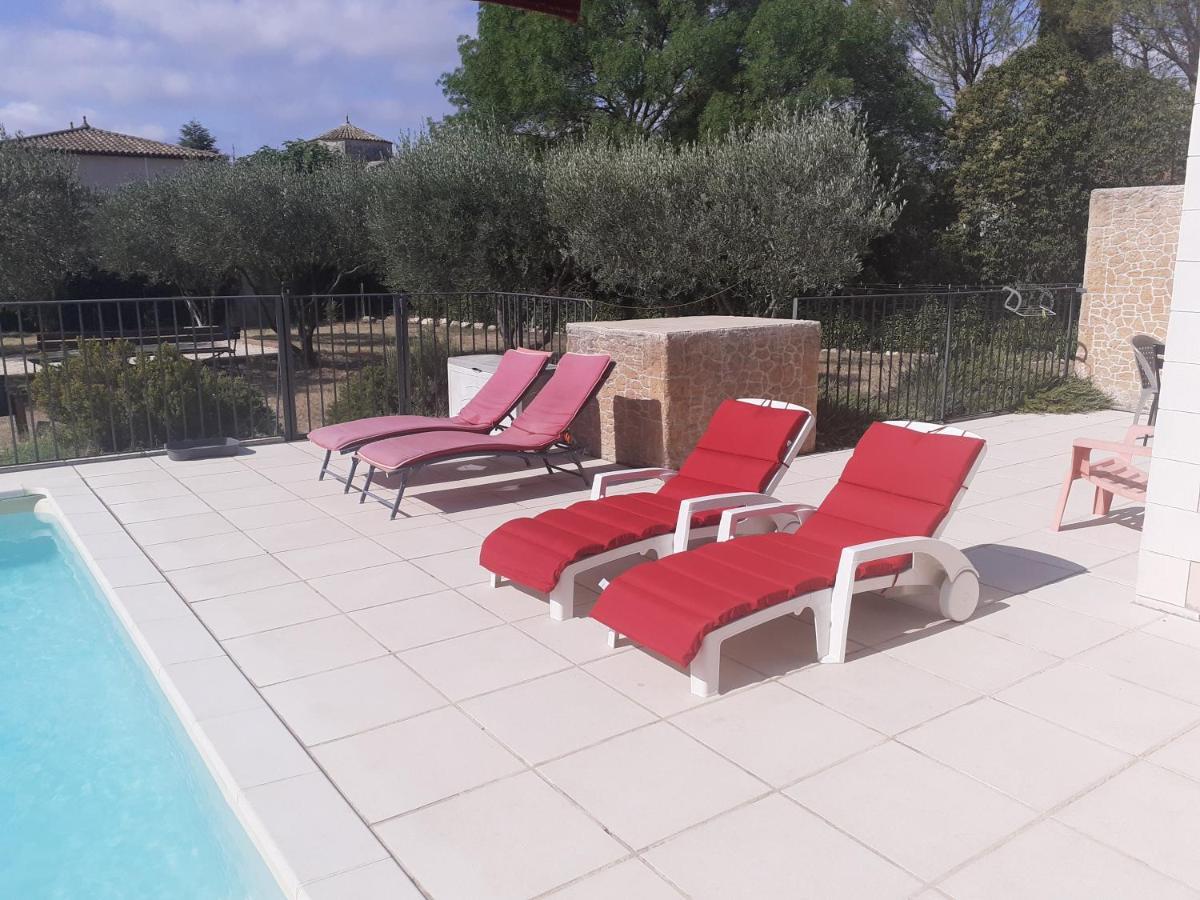 La Clastre Location D'Un Studio Avec Piscine Et Clim Pres D'Uzes Bourdic Exterior photo